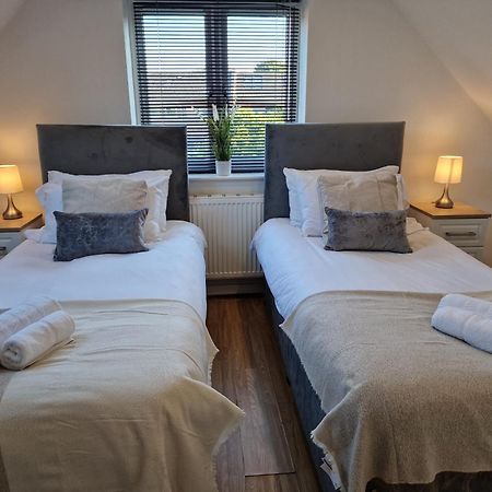 Large 4-Bed House For Up To 7 Guests W 2X Parking Villa Oxford Eksteriør bilde