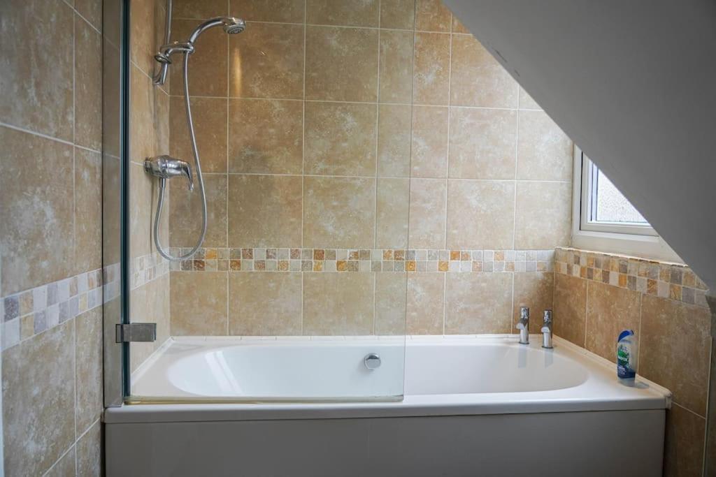 Large 4-Bed House For Up To 7 Guests W 2X Parking Villa Oxford Eksteriør bilde