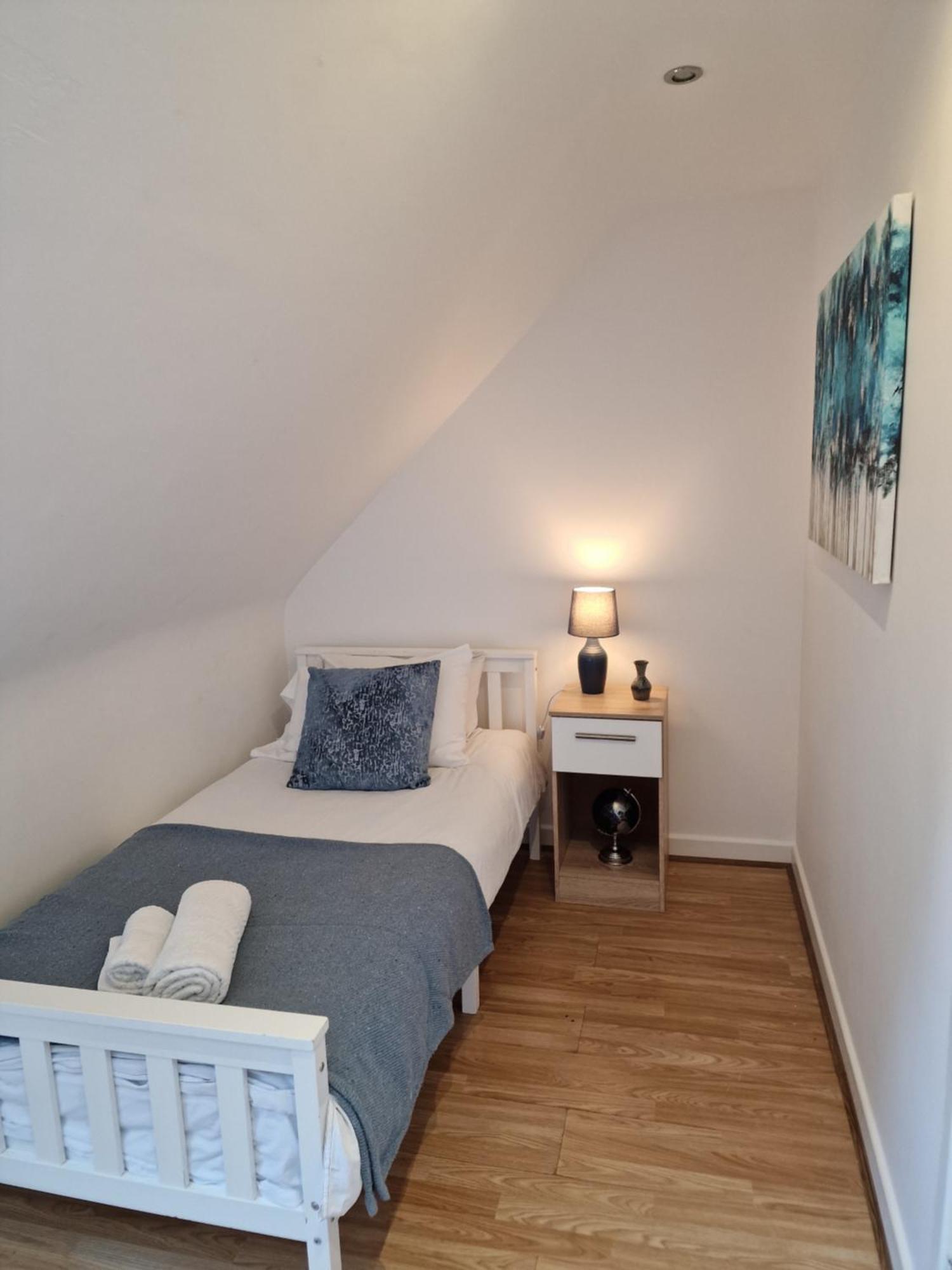 Large 4-Bed House For Up To 7 Guests W 2X Parking Villa Oxford Eksteriør bilde